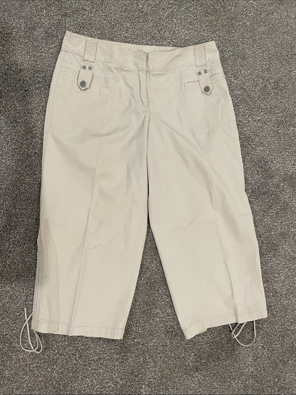 LOFT Women's Light Beige Drawstring Capri Bermudas